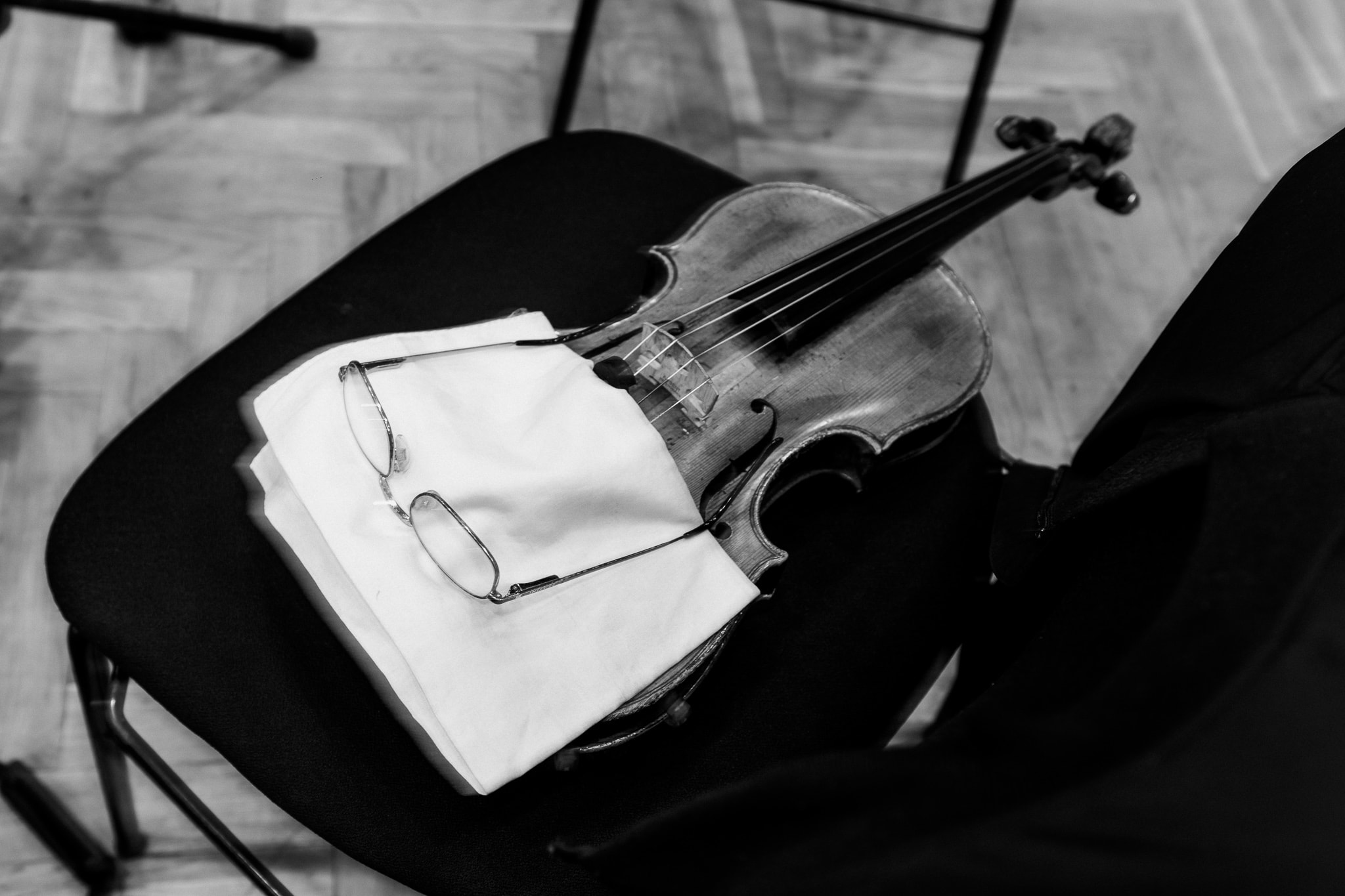 Intimate Strings
